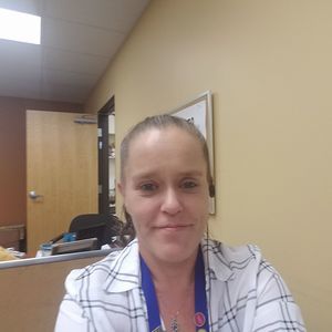 Meet your Posher, Carrie